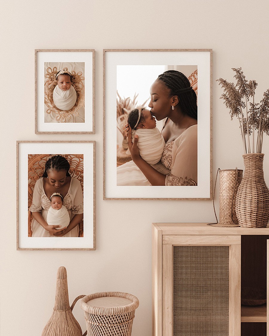 Schöne Neugeborenen Fotos mit Wandrahmen für dein Zuhause